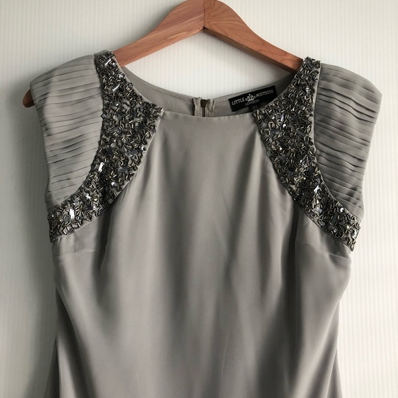Little Mistress London elegant Gray cap sleeve  Dress size 4 - Picture 2 of 9